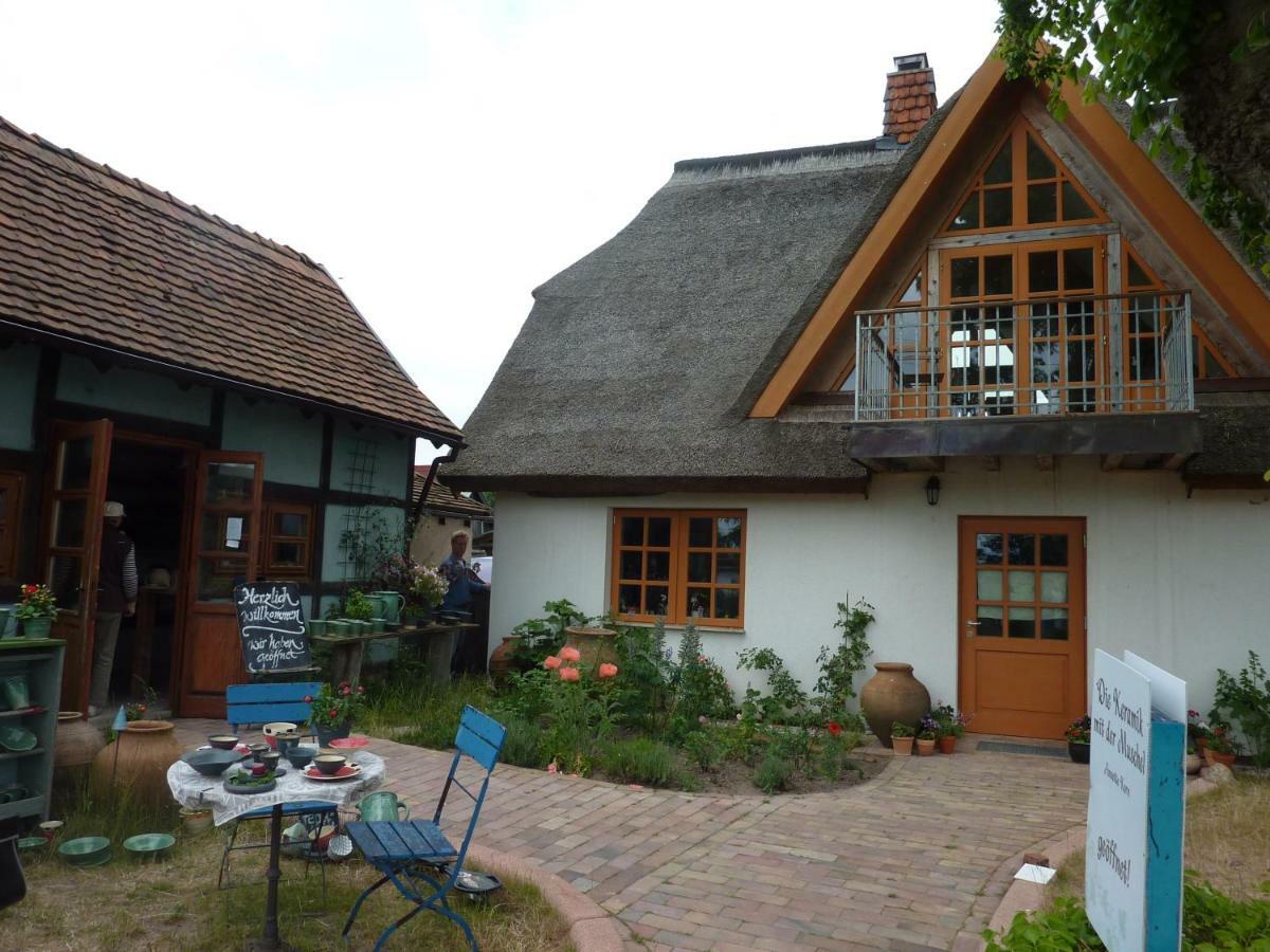 Boddenblick Apartment Wieck Ngoại thất bức ảnh